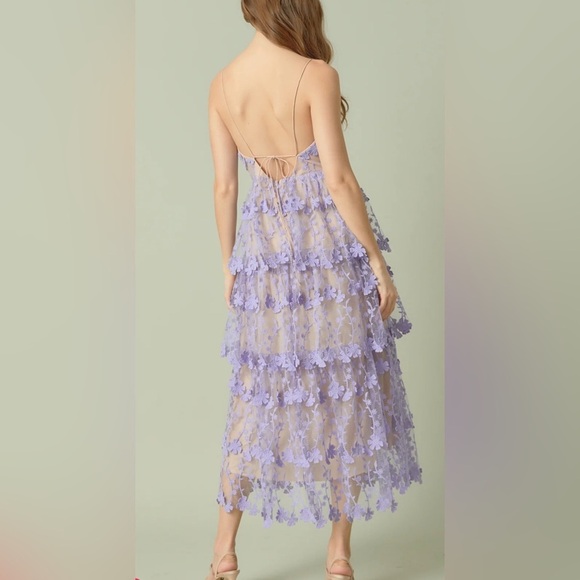 New ✨Endless Rose  CROCHET LAYERED MIDI DRESS - Picture 6 of 6